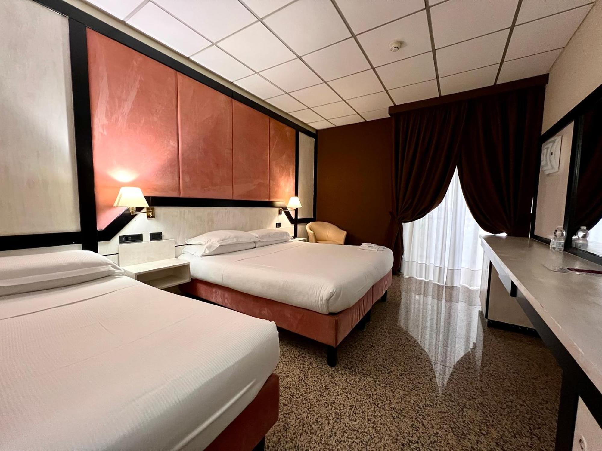 Hotel Diamante Corbetta Kültér fotó